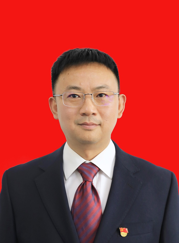 公司党委委员、总会计师刘多袭